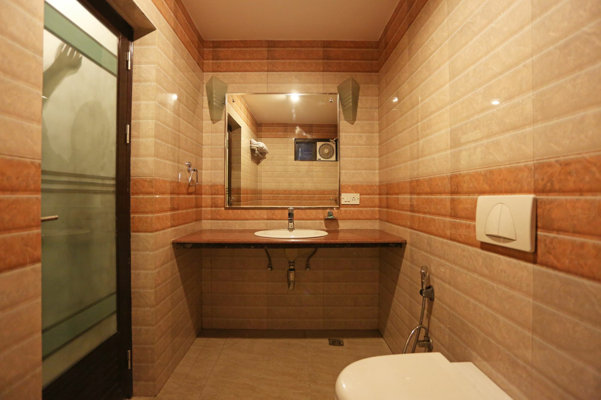 Oyo 714 Hotel De Plaza Ню Делхи Екстериор снимка
